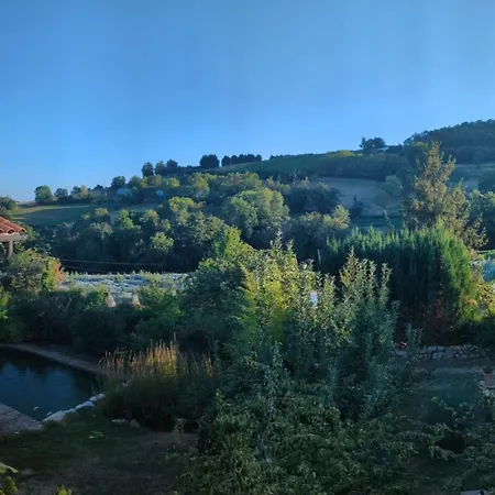 Les Hirondelles Du Baudoy Bed & Breakfast *