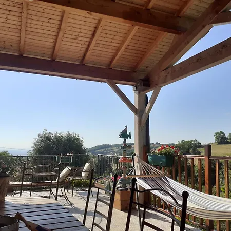 Les Hirondelles Du Baudoy Bed & Breakfast *